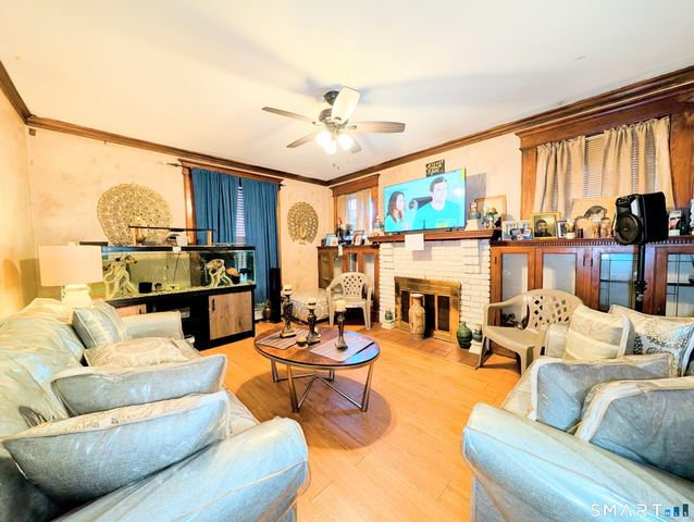 105 Washington Terrace, Bridgeport, CT 06604