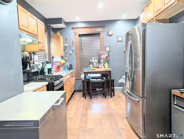 105 Washington Terrace, Bridgeport, CT 06604