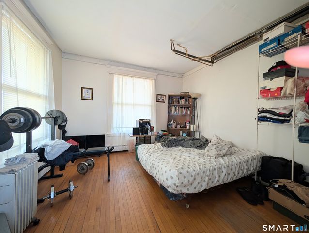 105 Washington Terrace, Bridgeport, CT 06604