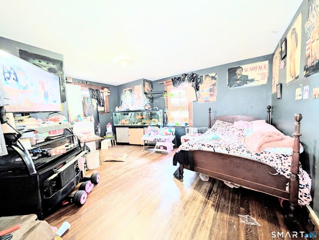 105 Washington Terrace, Bridgeport, CT 06604