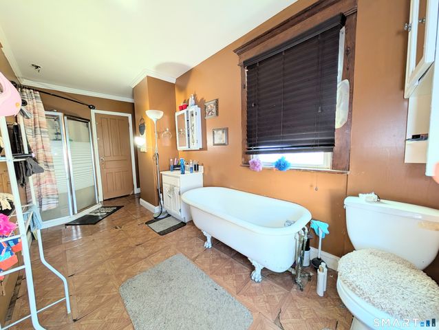 105 Washington Terrace, Bridgeport, CT 06604