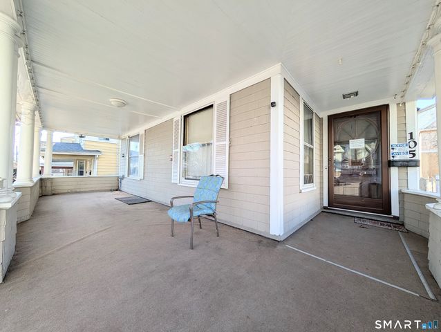 105 Washington Terrace, Bridgeport, CT 06604