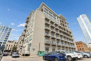 770 W Gladys Avenue 304, Chicago, IL 60661