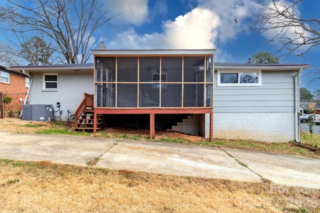 1701 Irma Street, Charlotte, NC 28216