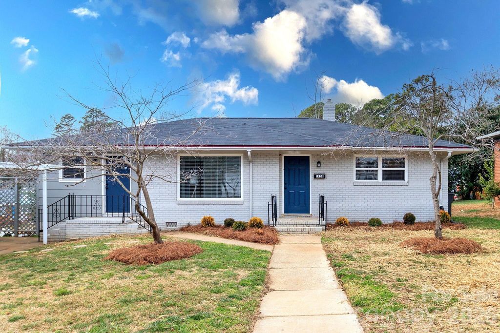 1701 Irma Street, Charlotte, NC 28216