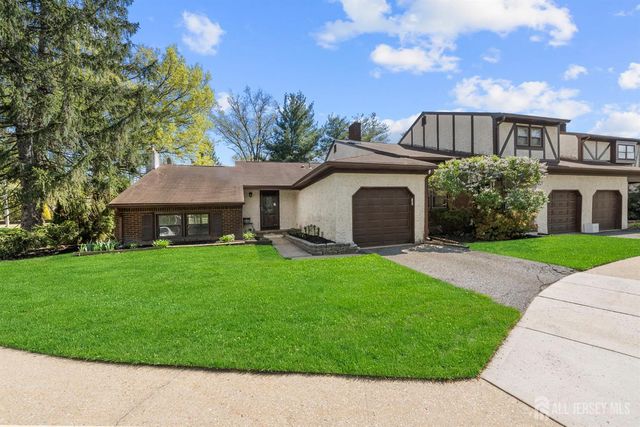 29 Piccadilly Circus, Sayreville, NJ 08872