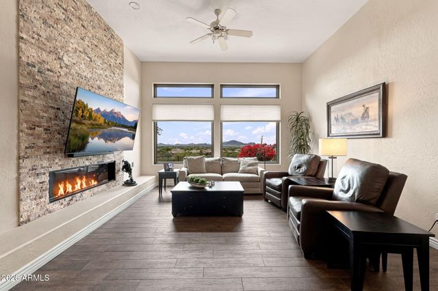 41943 N BACK CREEK Court, Anthem, AZ 85086