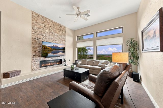 41943 N BACK CREEK Court, Anthem, AZ 85086