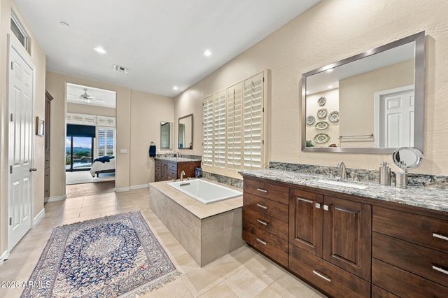 41943 N BACK CREEK Court, Anthem, AZ 85086
