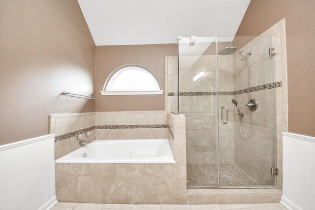 114 Lindencrest Court, Sugar Land, TX 77479