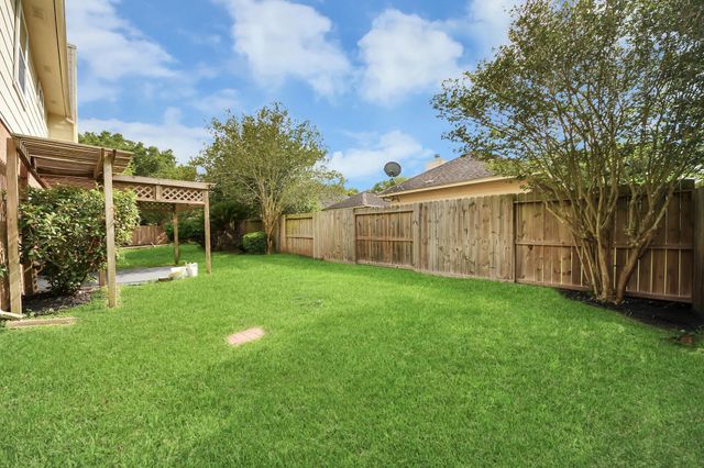 114 Lindencrest Court, Sugar Land, TX 77479