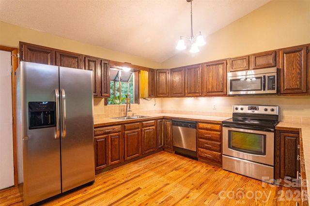 4105 Pickens Highway, Rosman, NC 28772