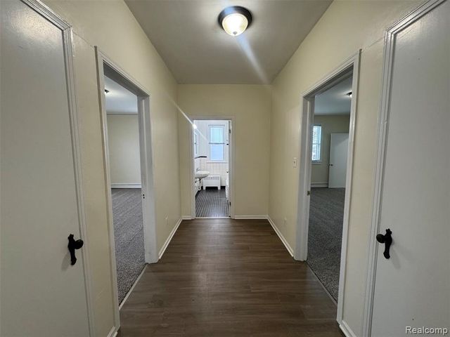 237 Saint Joseph Street, Trenton, MI 48183