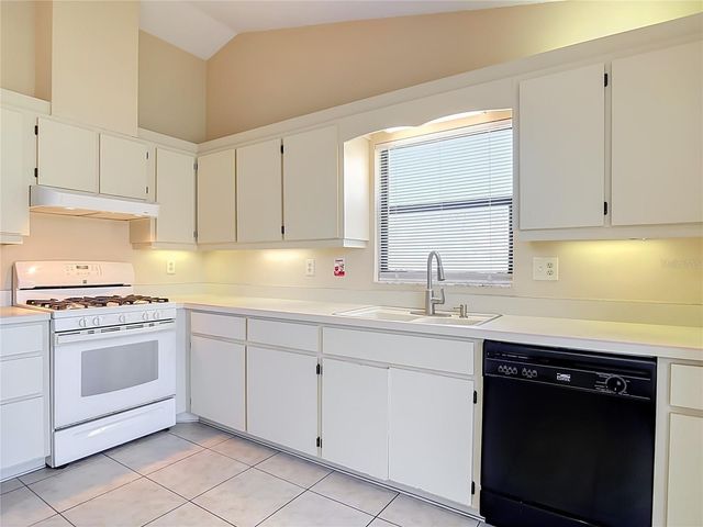 209 MEADOW LAKE DRIVE, Edgewater, FL 32141