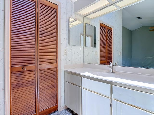 209 MEADOW LAKE DRIVE, Edgewater, FL 32141