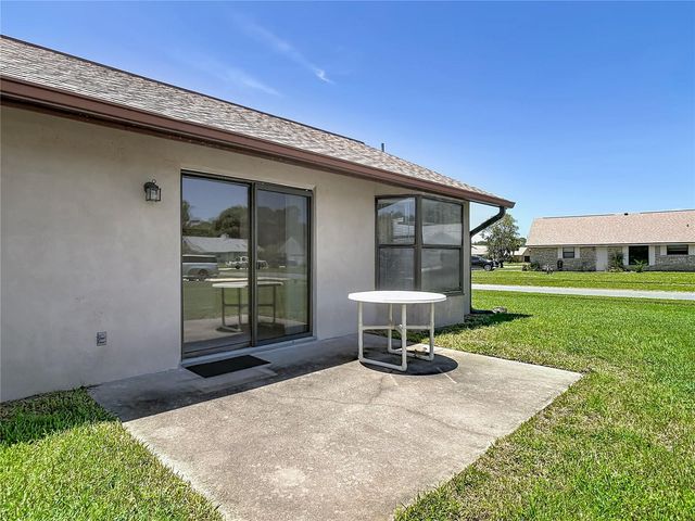 209 MEADOW LAKE DRIVE, Edgewater, FL 32141