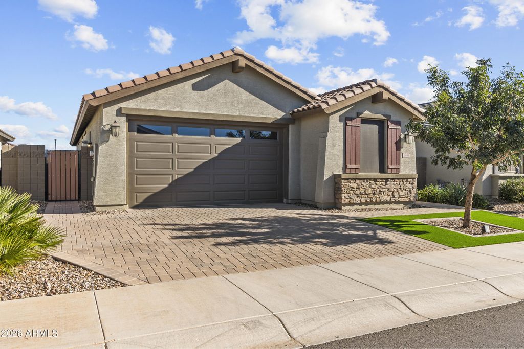 3498 W DREAMY DRAW Drive, San Tan Valley, AZ 85144