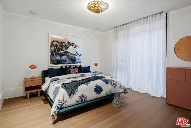 8420 W Sunset Boulevard 307, West Hollywood, CA 90069