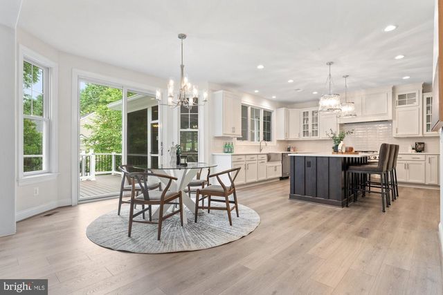 505 GLYNDON ST NE, Vienna, VA 22180
