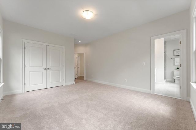 505 GLYNDON ST NE, Vienna, VA 22180