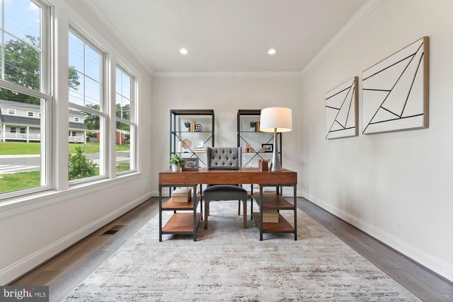 505 GLYNDON ST NE, Vienna, VA 22180