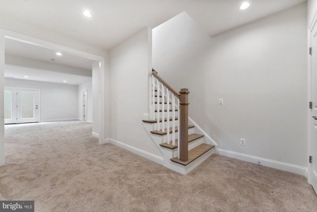505 GLYNDON ST NE, Vienna, VA 22180