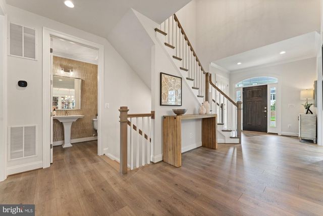 505 GLYNDON ST NE, Vienna, VA 22180