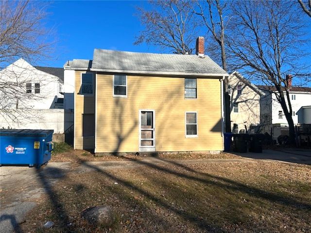 19 JENKS Street 8, Central Falls, RI 02863