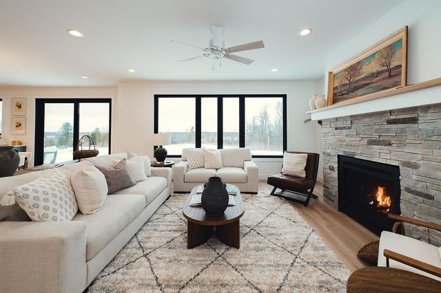 6707 Huntsman Drive, Acme Twp, MI 49690