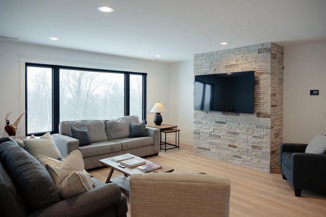 6707 Huntsman Drive, Acme Twp, MI 49690