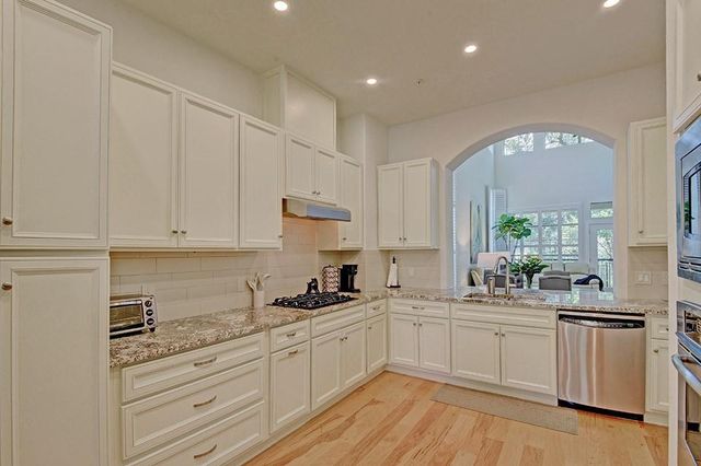 7800 Southwest PKWY 510, Austin, TX 78735