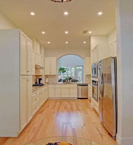 7800 Southwest PKWY 510, Austin, TX 78735