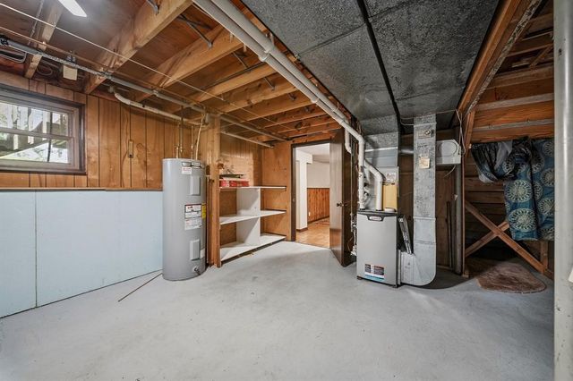 5101 Sindelar Drive, Eau Claire, WI 54701