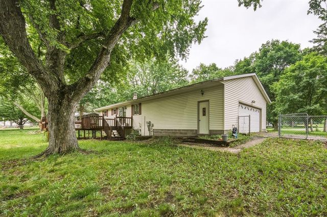 5101 Sindelar Drive, Eau Claire, WI 54701