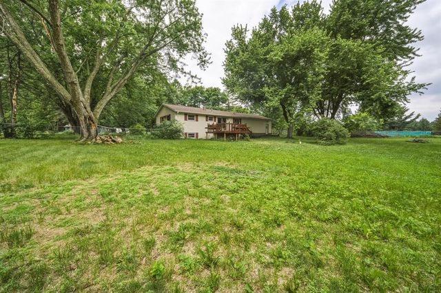 5101 Sindelar Drive, Eau Claire, WI 54701