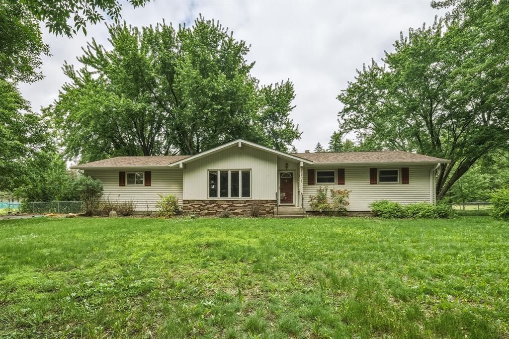 5101 Sindelar Drive, Eau Claire, WI 54701
