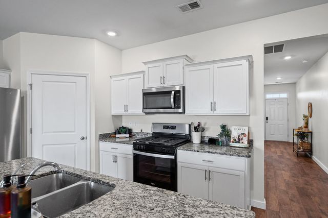 3425 Woodcross Drive, Moore, SC 29369