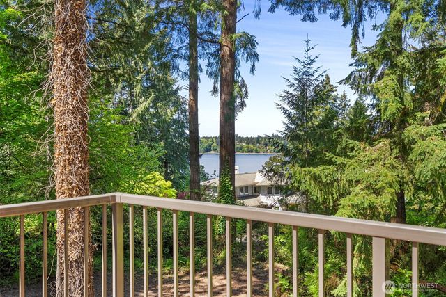 6753 Bellevista Place NW, Olympia, WA 98502