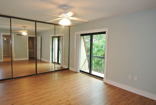 825 Center Street 3d, Jupiter, FL 33458