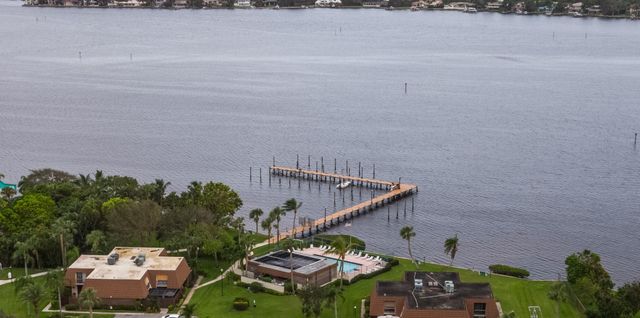 825 Center Street 3d, Jupiter, FL 33458