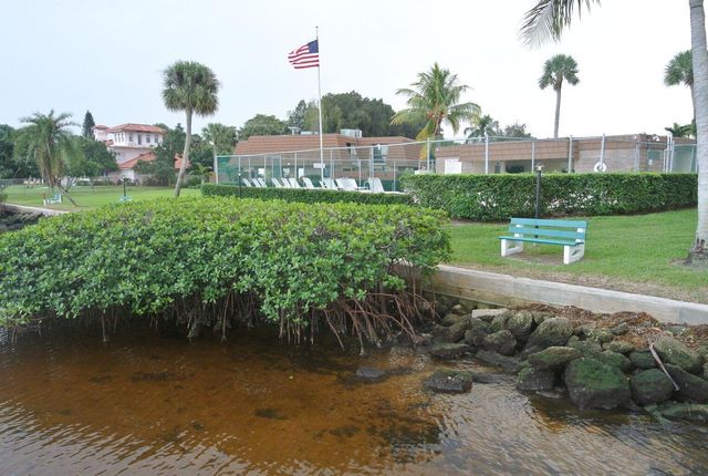 825 Center Street 3d, Jupiter, FL 33458