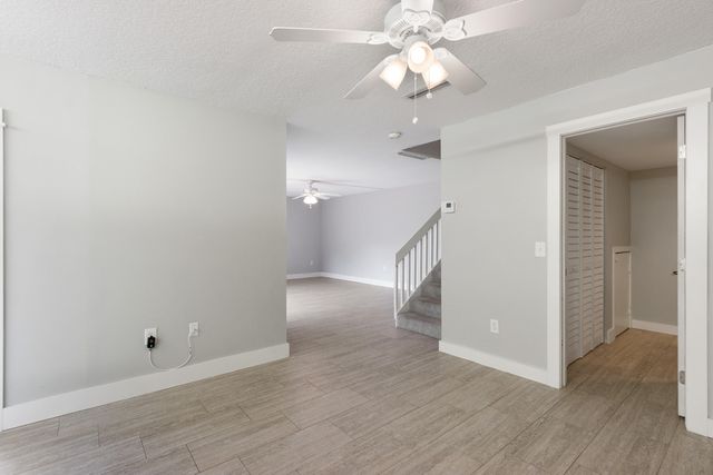 825 Center Street 3d, Jupiter, FL 33458