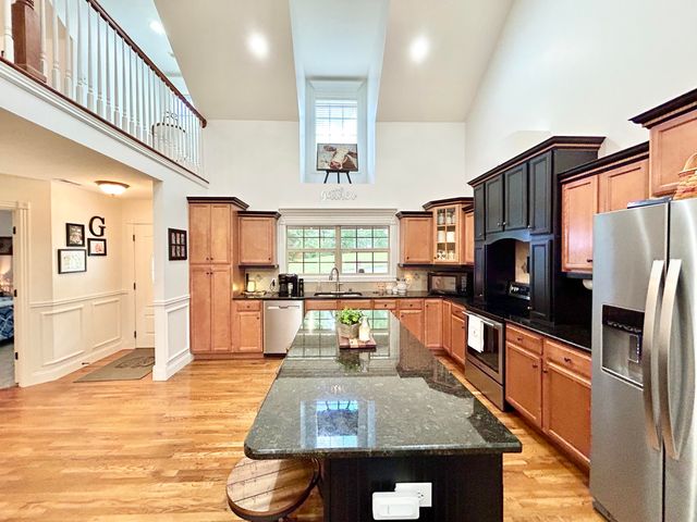 361 Kolsons Landing Drive, Somerset, KY 42503