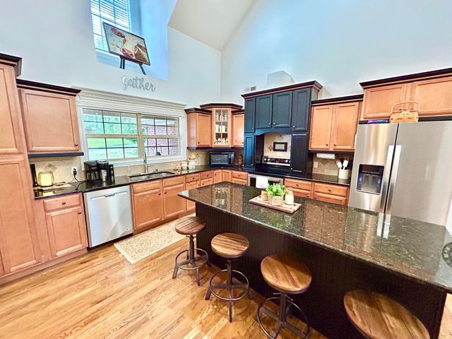 361 Kolsons Landing Drive, Somerset, KY 42503