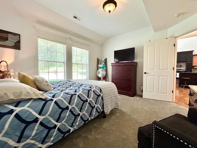 361 Kolsons Landing Drive, Somerset, KY 42503