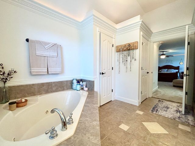 361 Kolsons Landing Drive, Somerset, KY 42503
