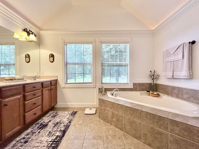 361 Kolsons Landing Drive, Somerset, KY 42503
