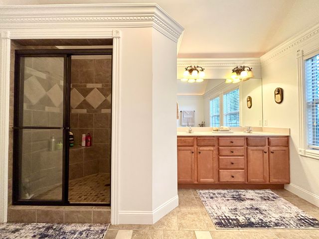 361 Kolsons Landing Drive, Somerset, KY 42503