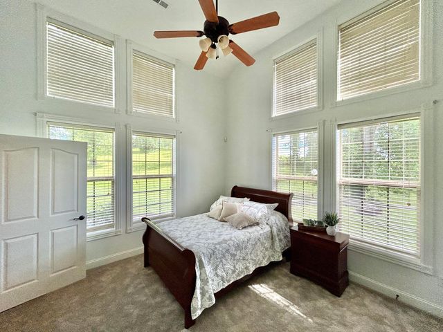 361 Kolsons Landing Drive, Somerset, KY 42503