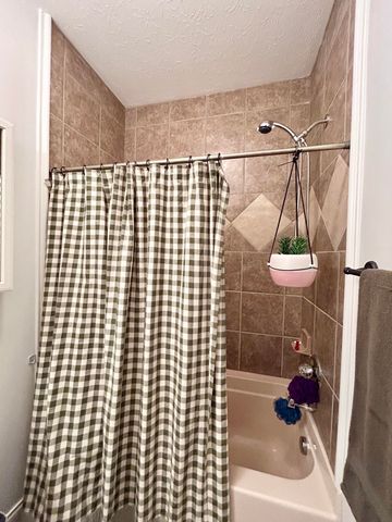 361 Kolsons Landing Drive, Somerset, KY 42503